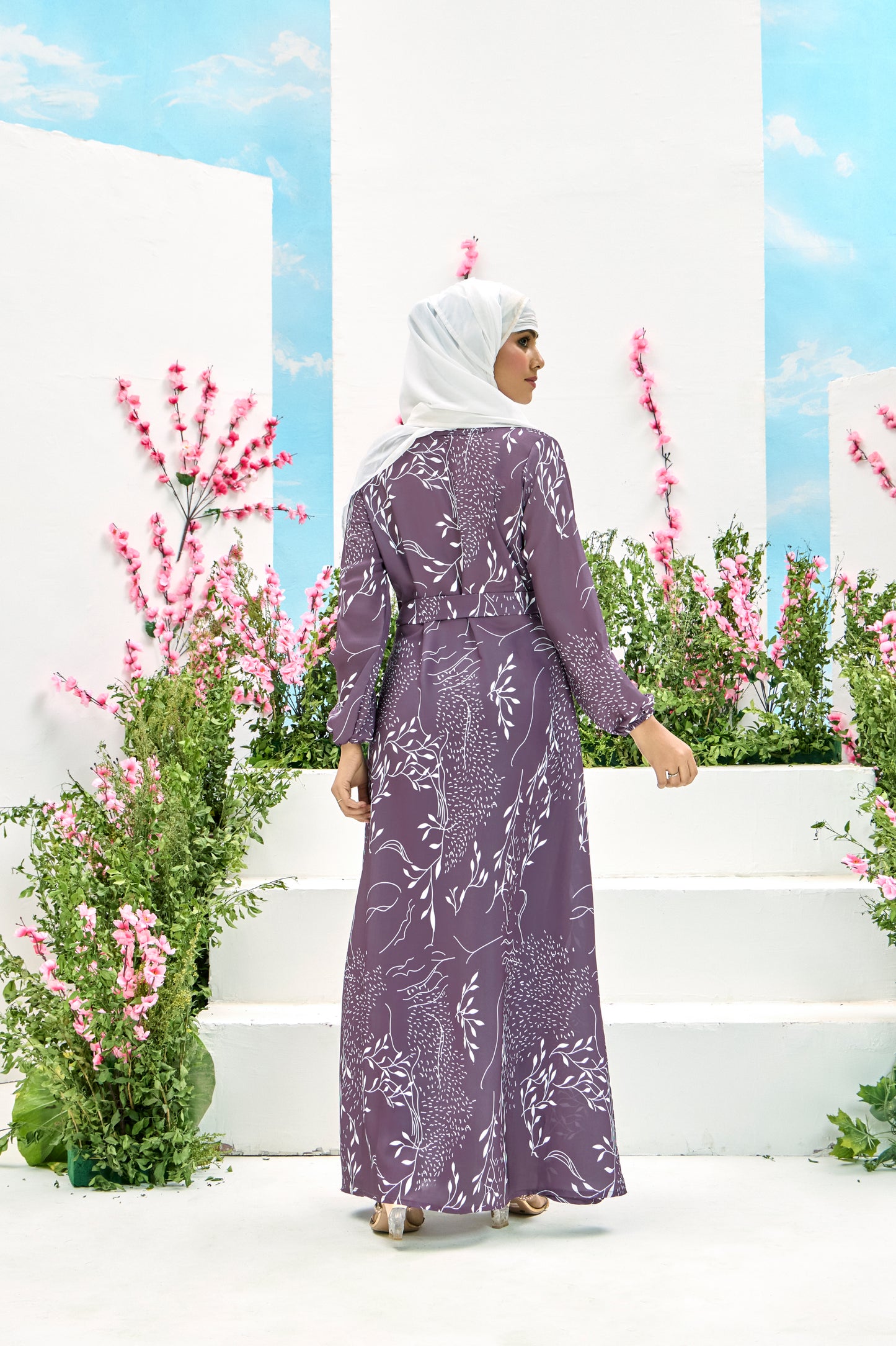 Elegant Maroon Printed Maxi Dress with Belt – Modest Full Sleeve Abaya for Women