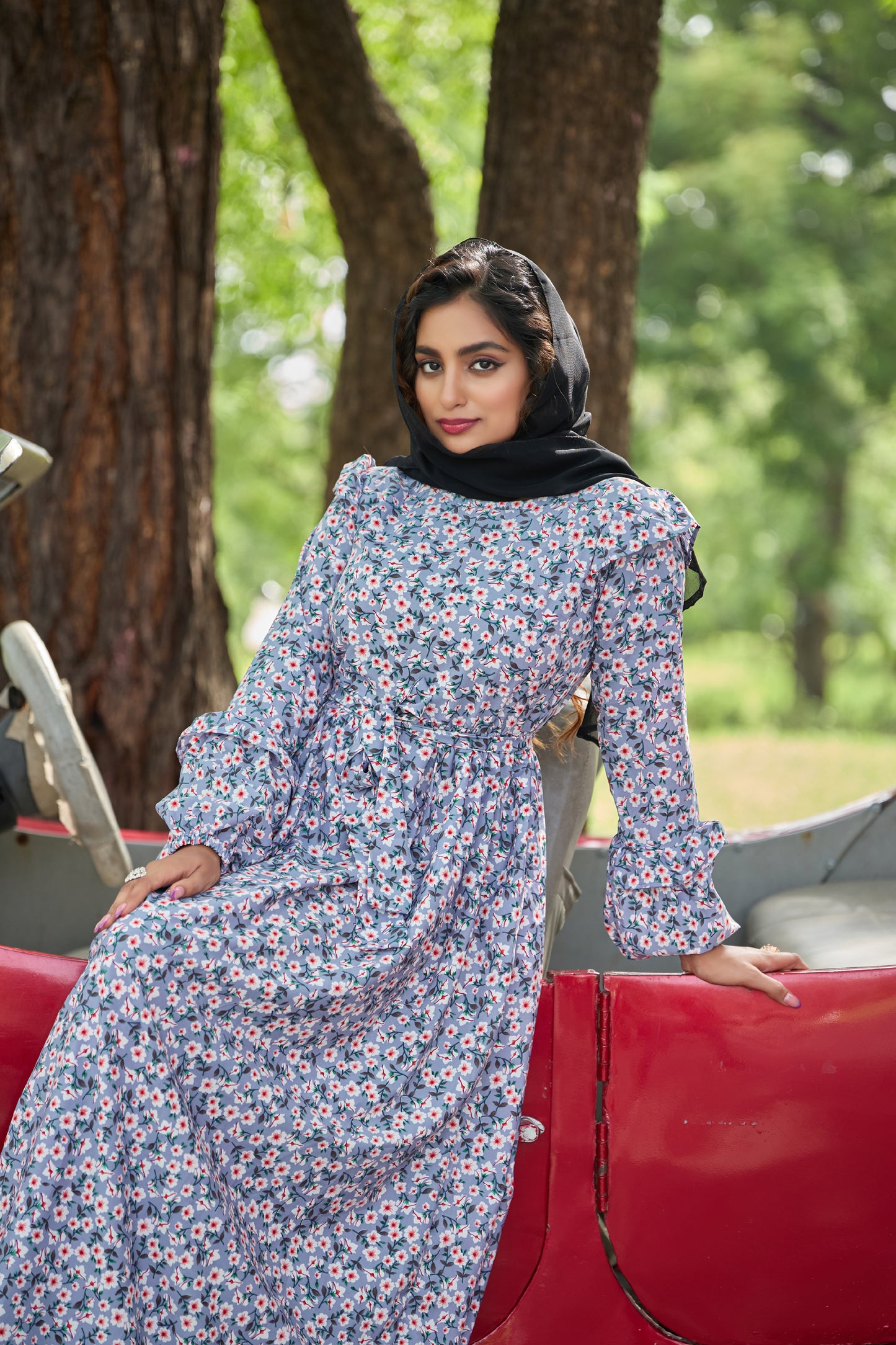 Self Design Abaya Dress Fabric Crepe for Women and Girl's Abaya