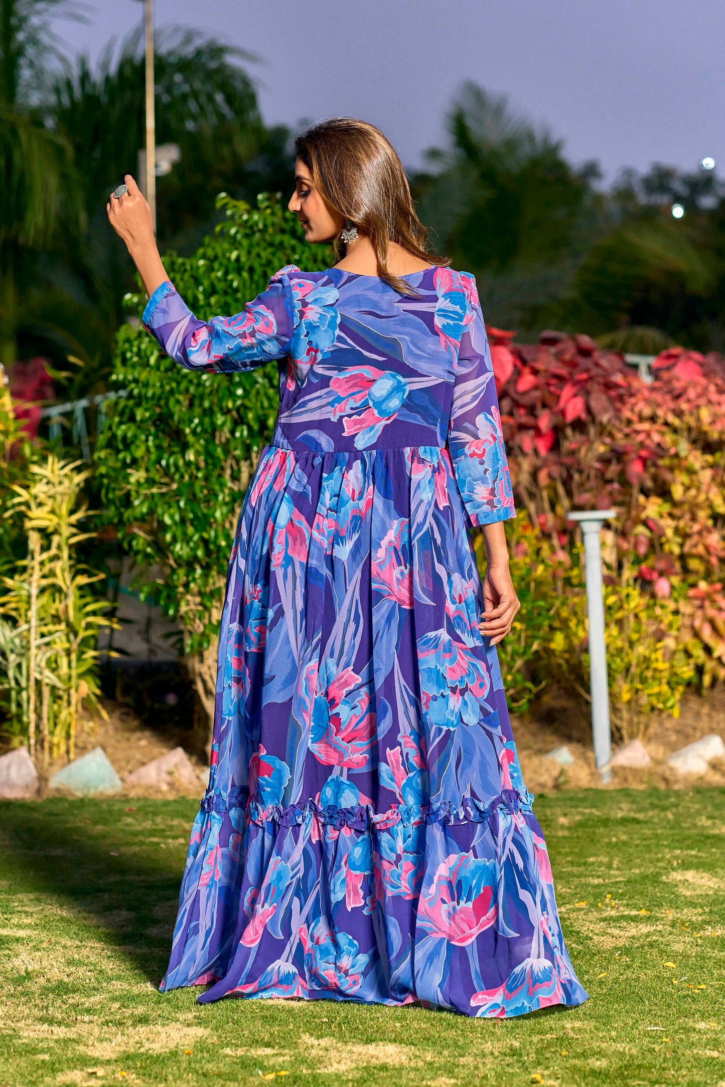 Georgette Fabric, with Crepe lining for no transparency, Gathering Pattern, Floral Print, Bishop Sleeves with Elastic Cuffs, Puff Sleeve Pattern, Without Dupatta,