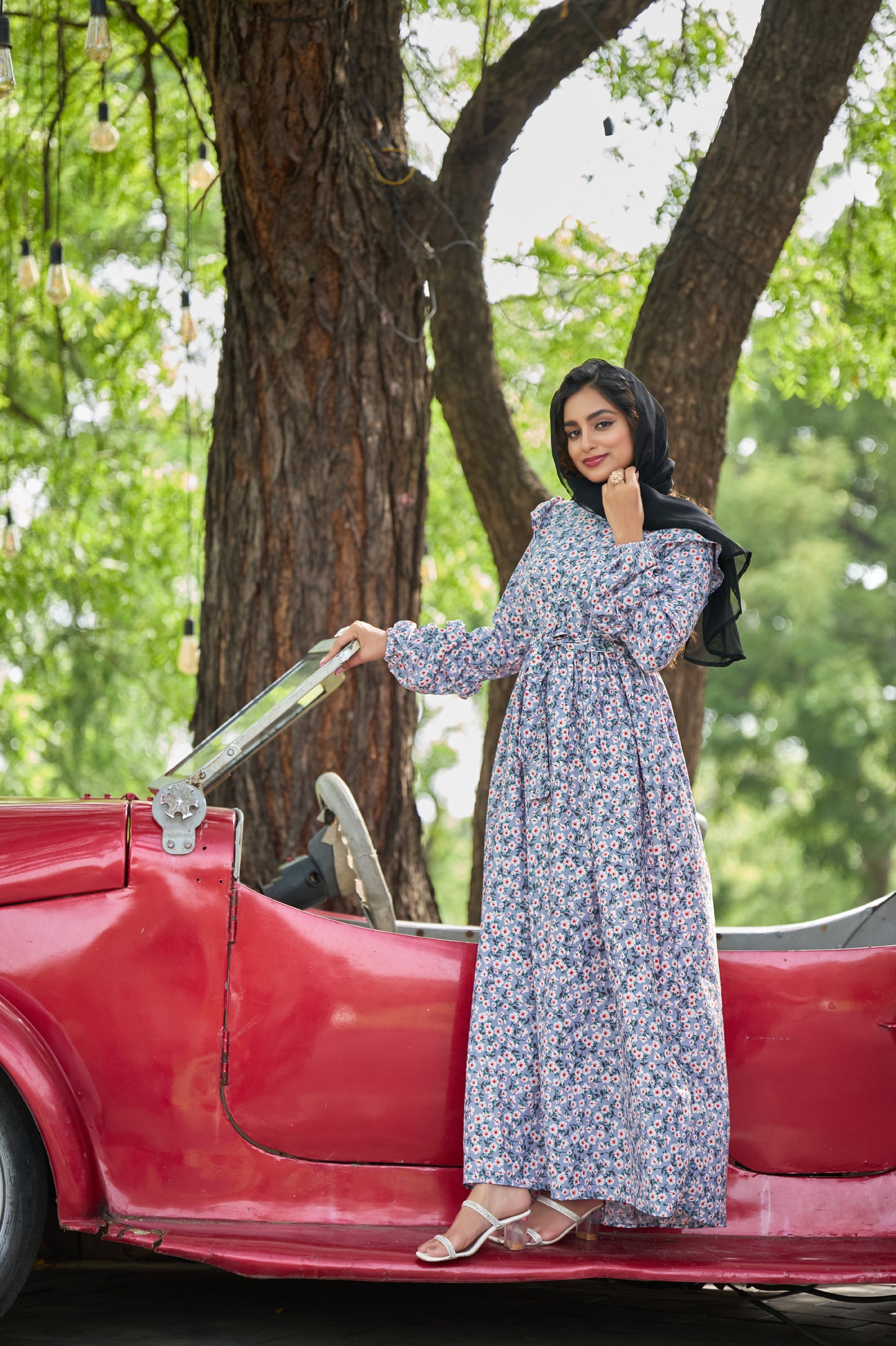 Self Design Abaya Dress Fabric Crepe for Women and Girl's Abaya