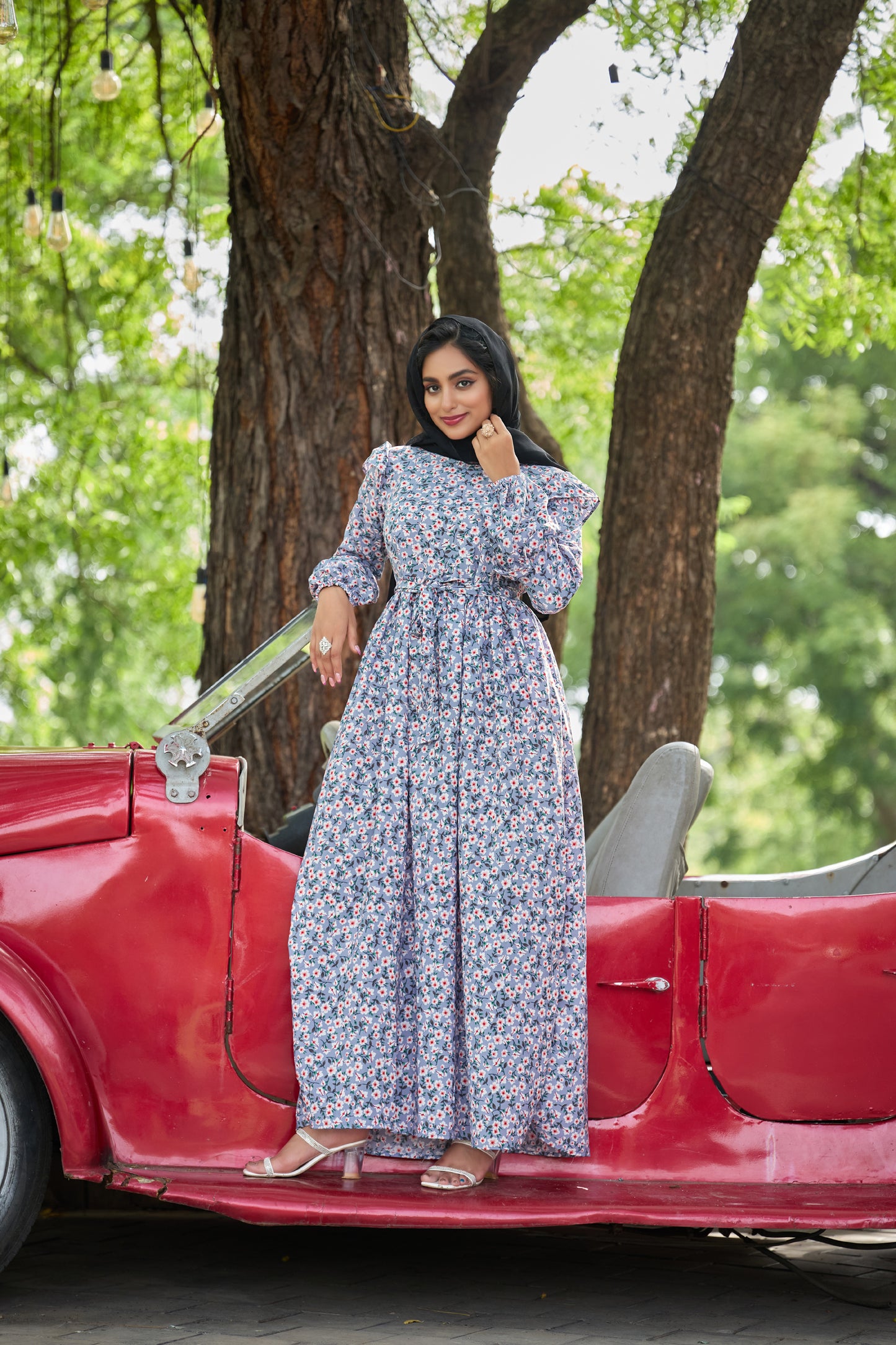 Self Design Abaya Dress Fabric Crepe for Women and Girl's Abaya