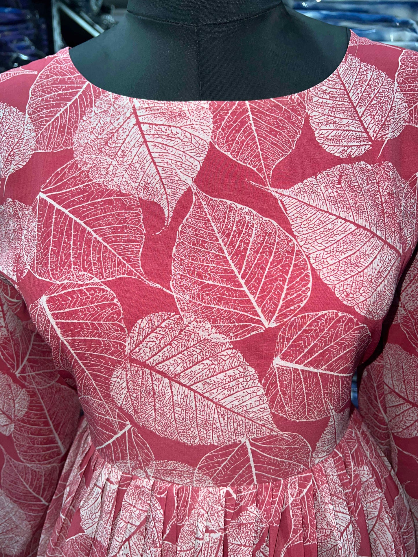 SARINKU PINK Georgette Fabric with crepe lining for no transparency Umbrella Pattern Floral Print Bishop Sleeves with Elastic Cuffs Puff Sleeve Pattern Without Belt Without Dupatta