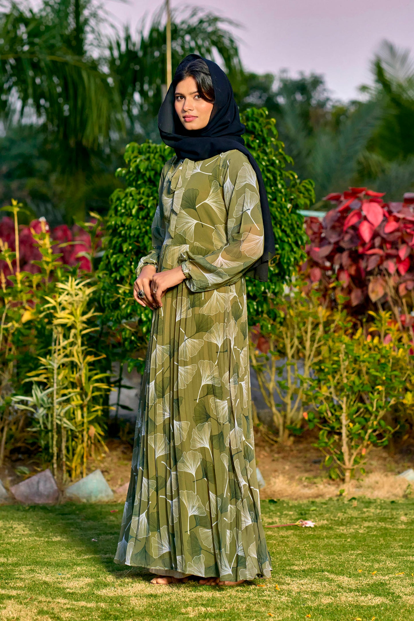 Stylish Floral Printed Georgette Modest Abaya for Women