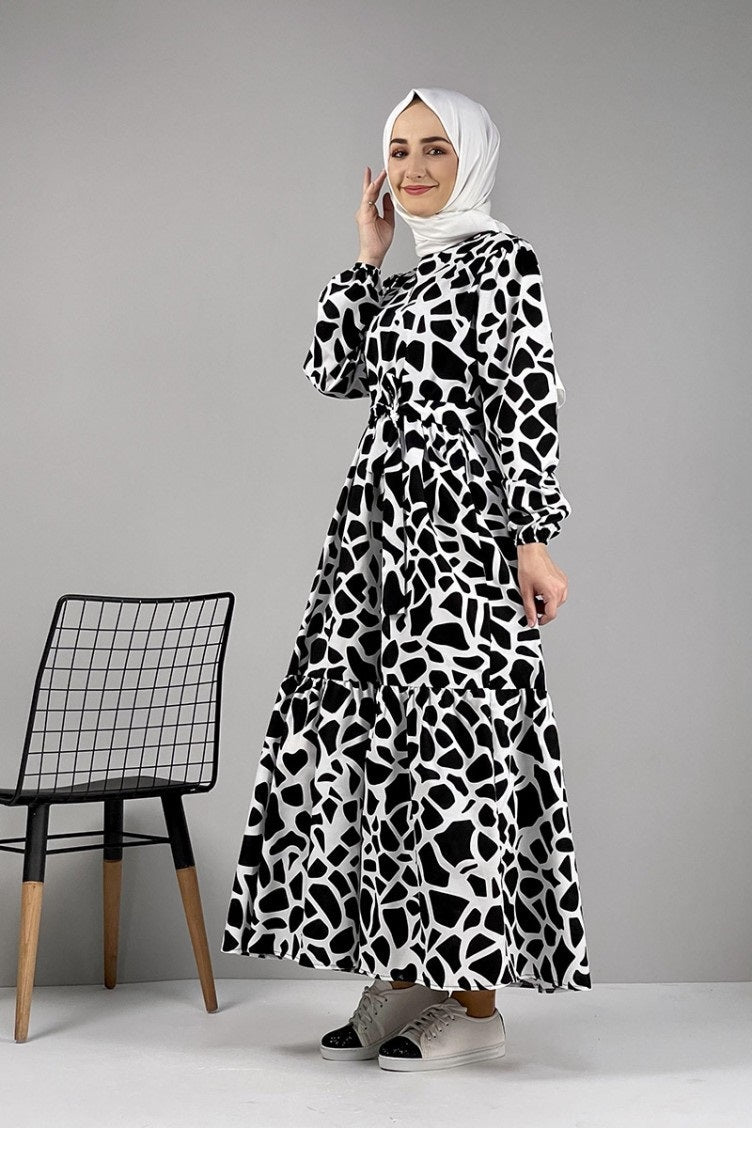 Women's Black & White Abstract Print Maxi Dress with Belt & Full Sleeves