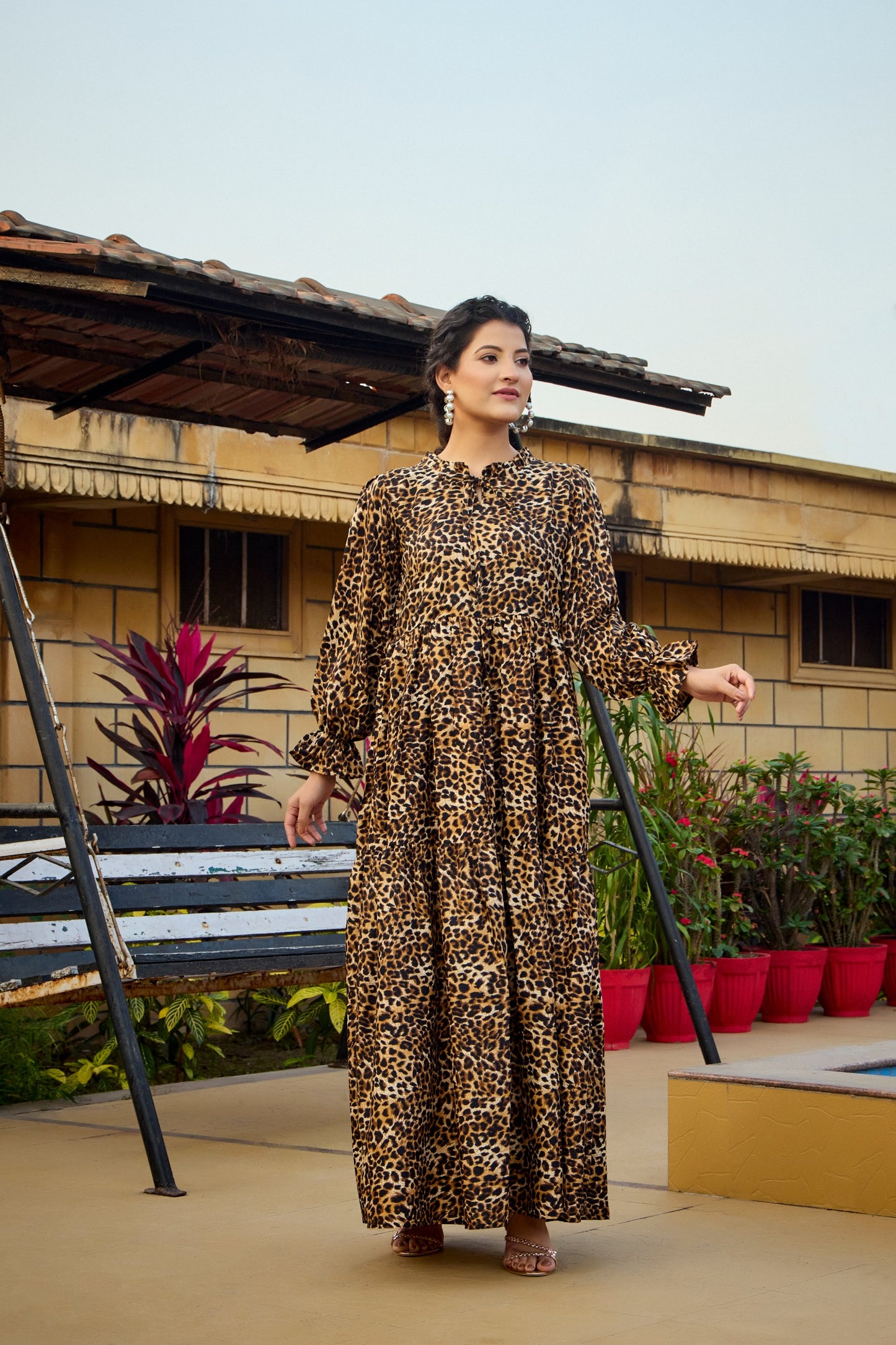 Women's Leopard Print Crepe Maxi Dress with Tiered Design & Full Sleeves