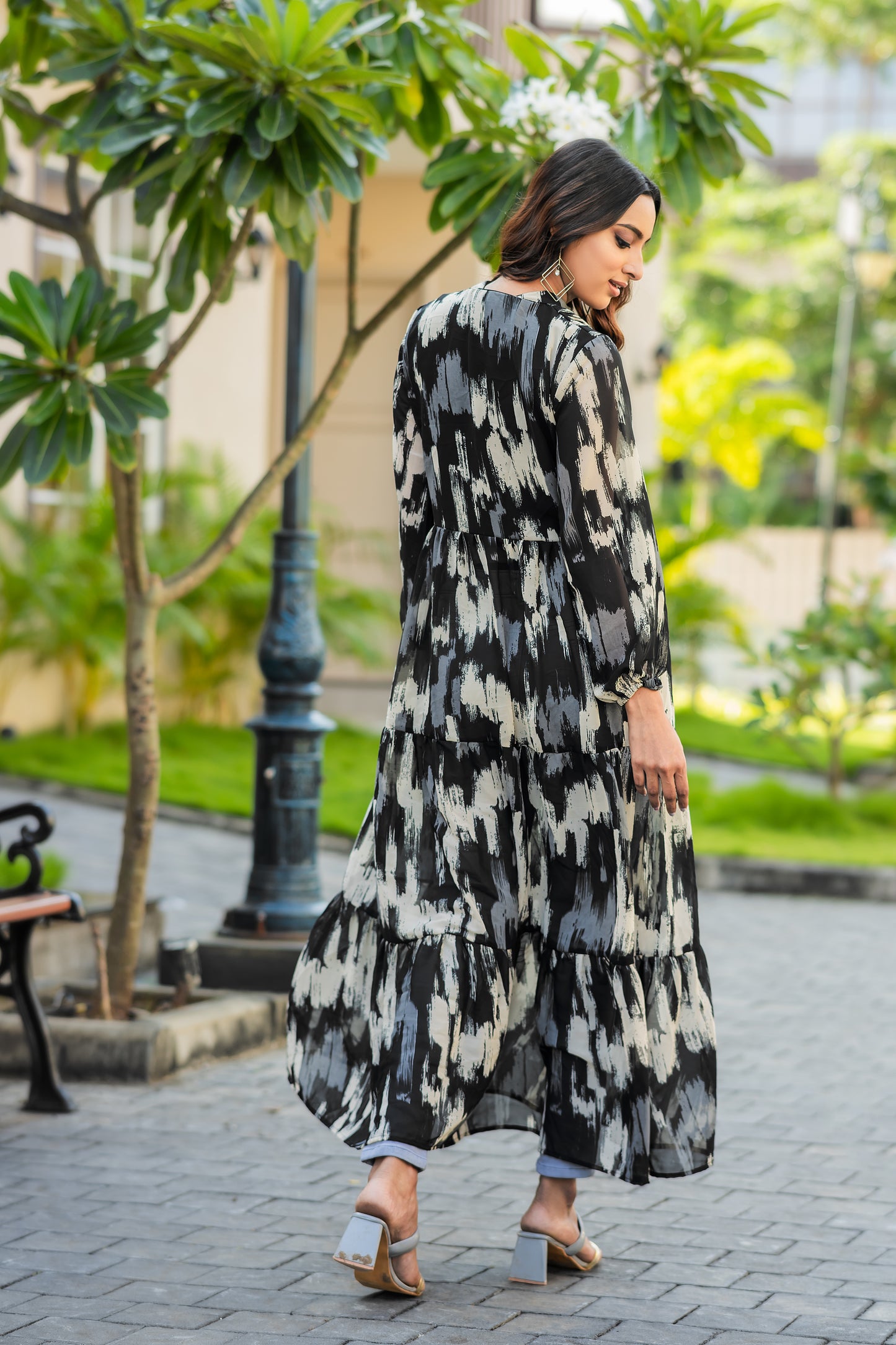 GEORGET PRINTED BLACK KURTI