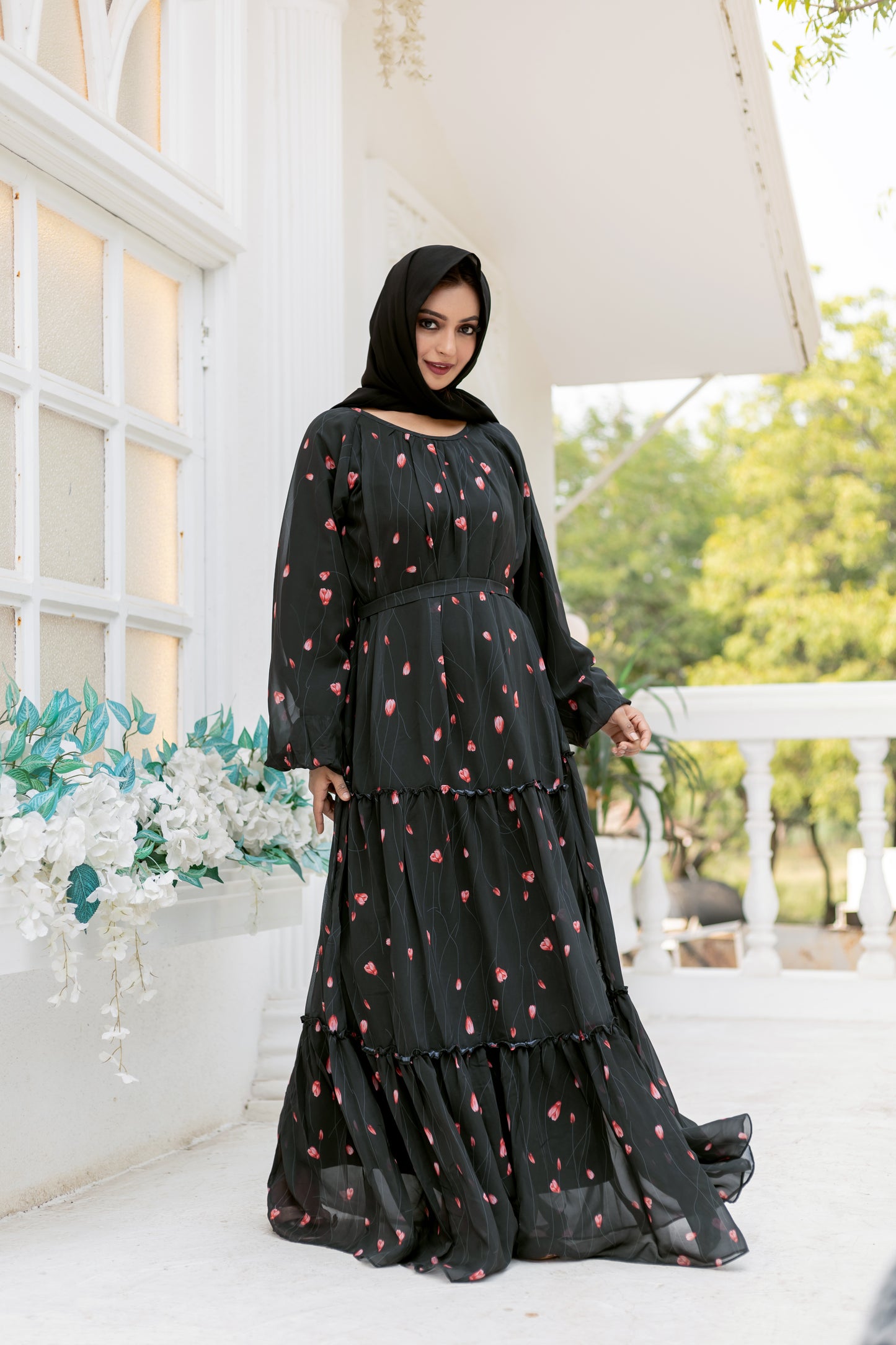 Women's Black Floral Print Tiered Maxi Dress with Puff Sleeves & Waist Belt