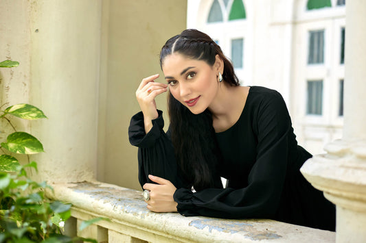 Elegant Black Solid Abaya Dress for Women – Full Sleeve Modest Long Ethnic Wear with Ruffle Detail