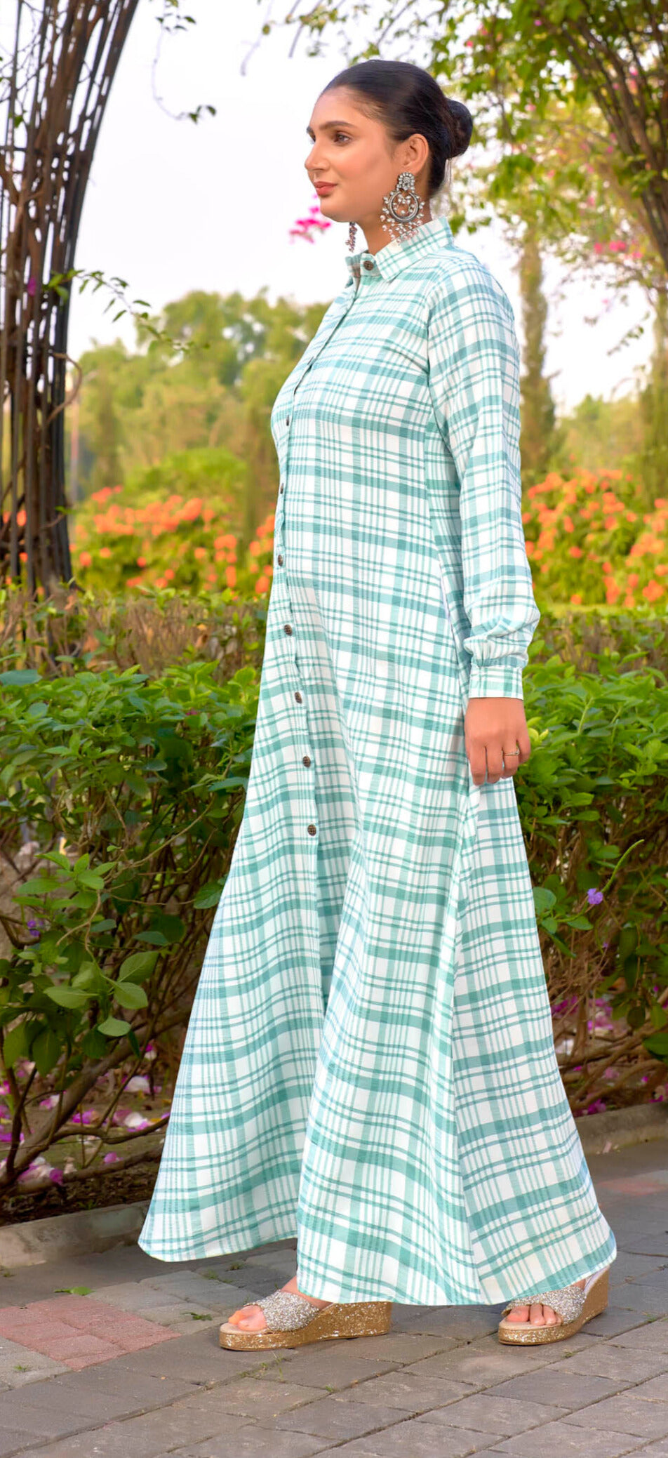 SARINKU green Cotton fabric no transparancy Front Button Open Pattern Chex Print Shirt Style Cuffs Balloon Sleeve Pattern With Pocket Without Dupatta