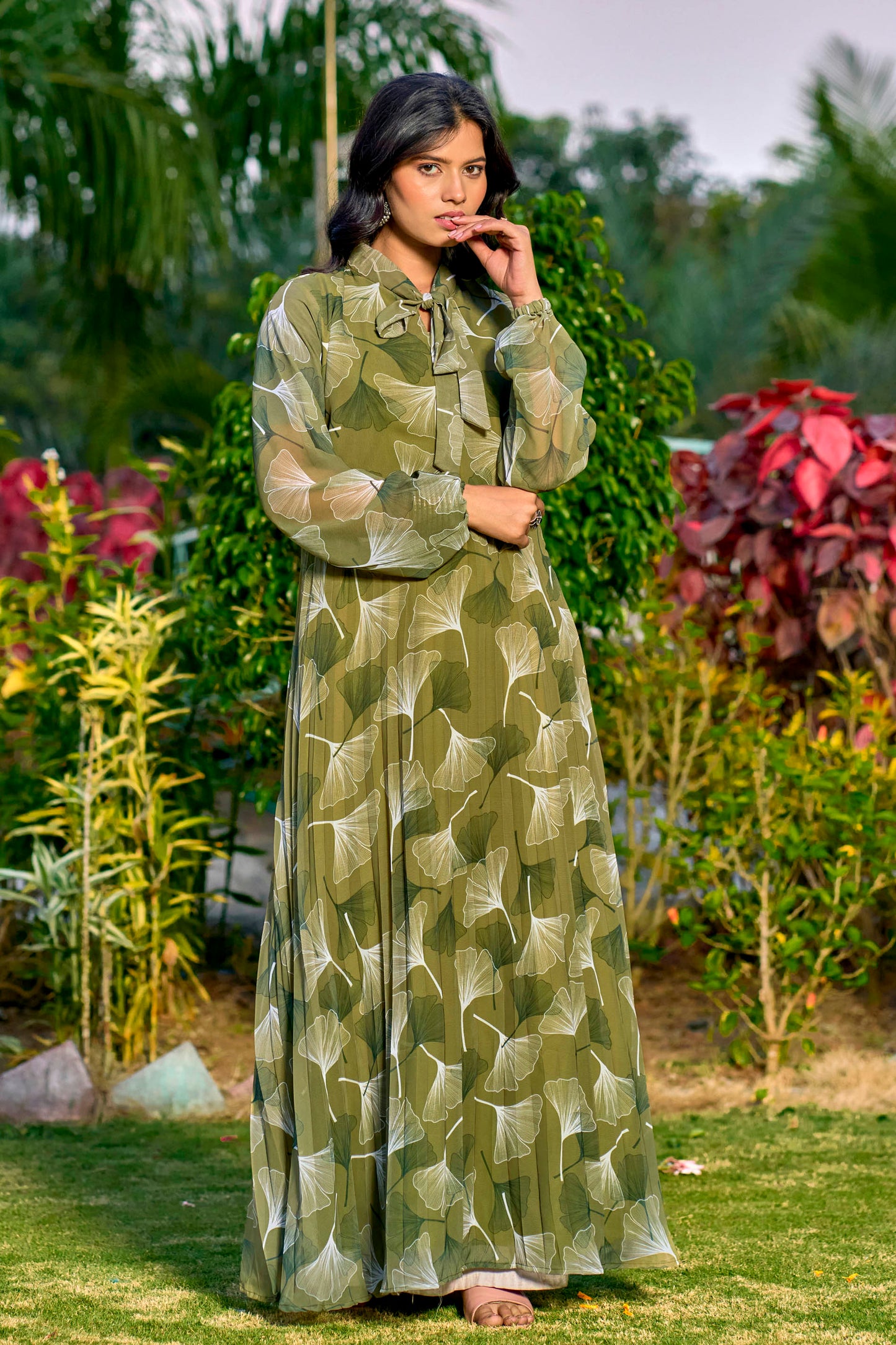 Stylish Floral Printed Georgette Modest Abaya for Women