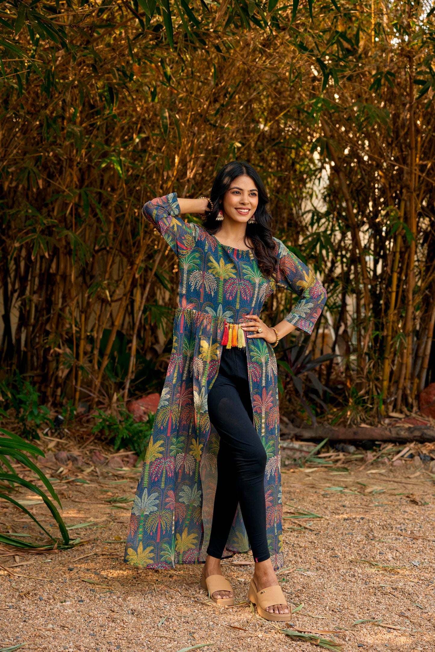 SARINKU Multicolor Georgette Fabric with Crepe lining for no transparency Frill Pattern Floral Print Regular Sleeve Pattern