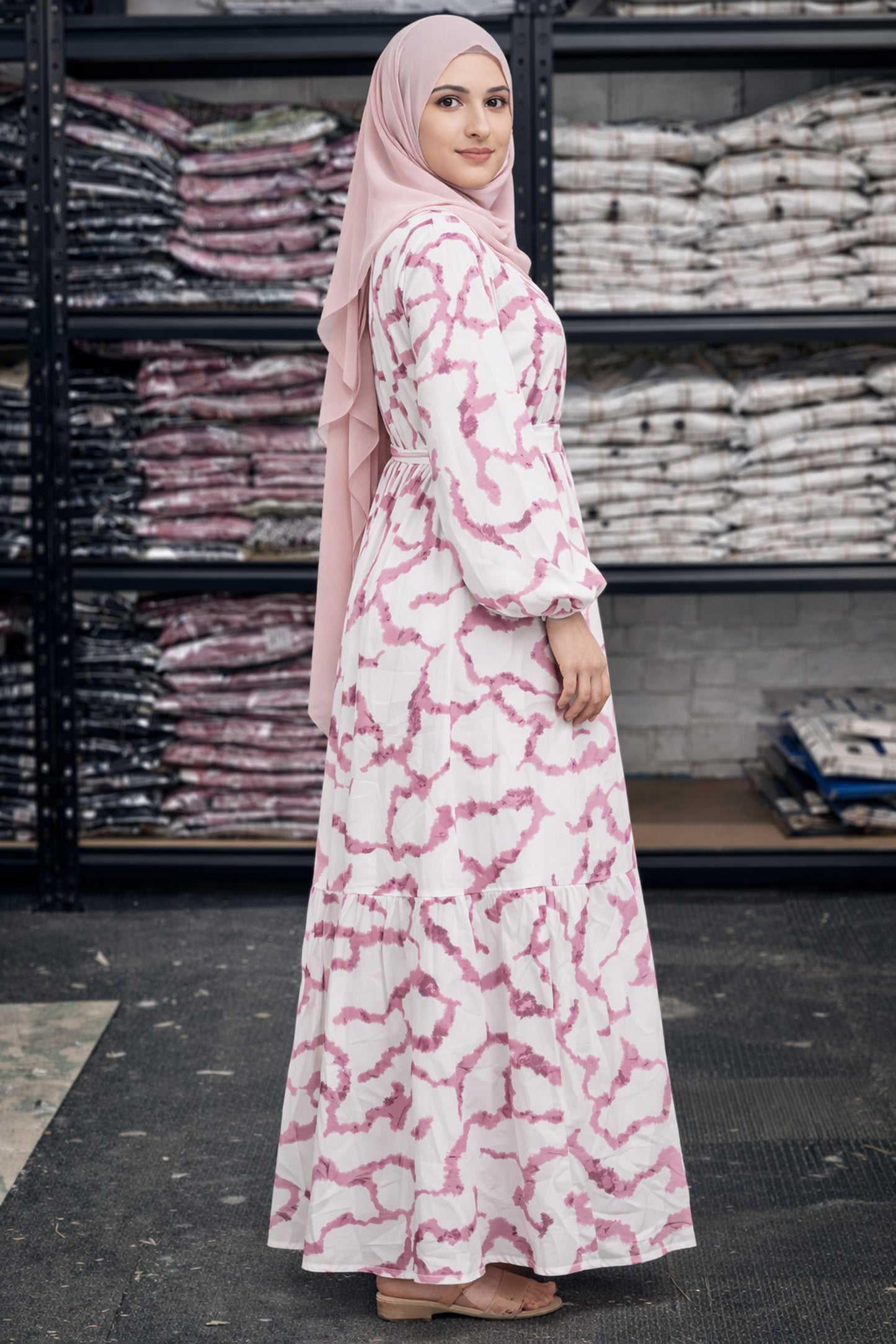 SARINKU WHITE&amp;PINK Georgette Fabric with crepe lining for no transparency Umbrella Pattern Floral Print Bishop Sleeves with Elastic Cuffs Puff Sleeve Pattern Without Belt Without Dupatta