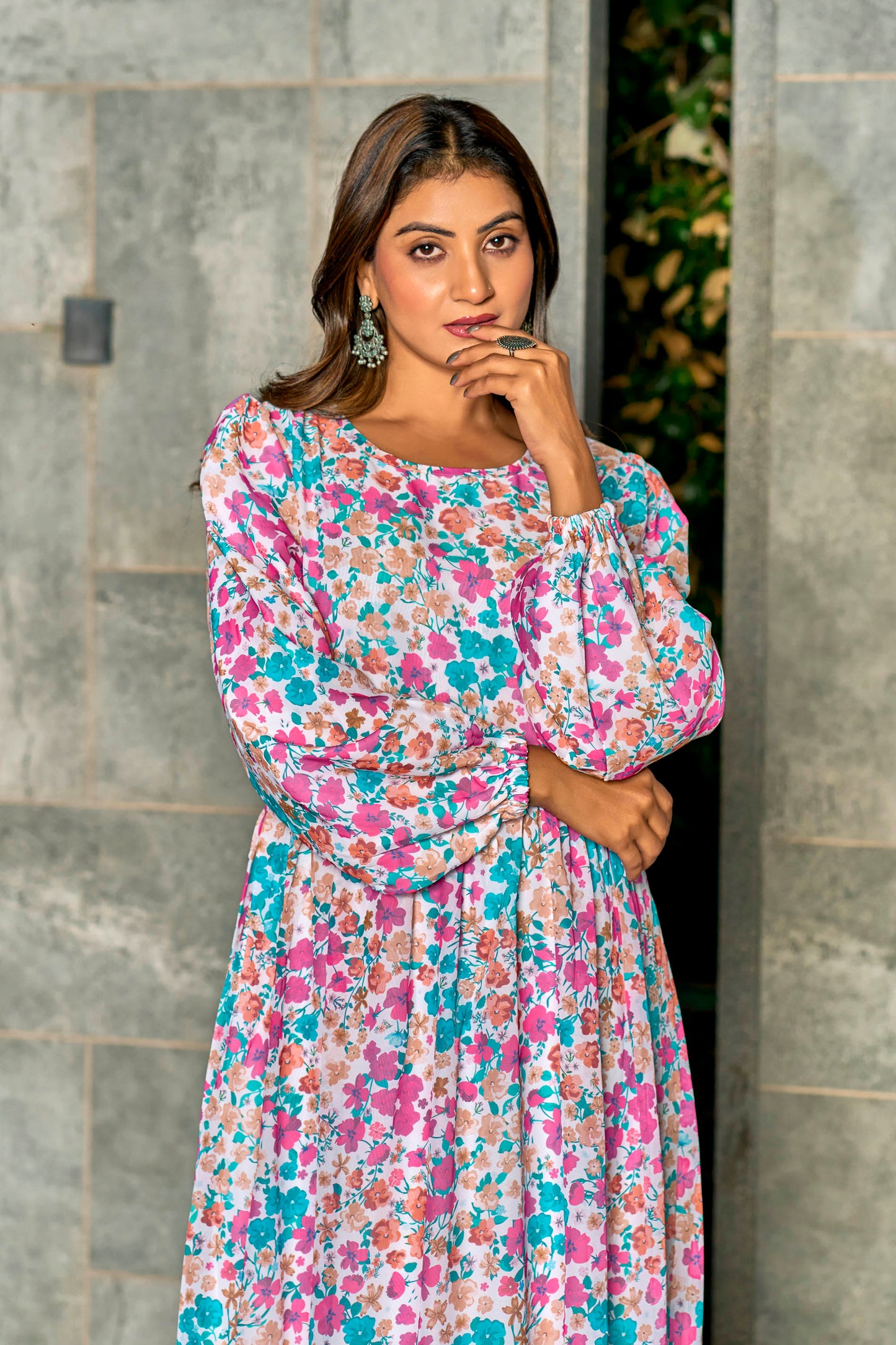 Georgette Fabric, with Crepe lining for no transparancy, Frill Pattern, Floral Print, Bishop Sleeves with Elastic Cuffs, Puff Sleeve Pattern, Without Dupatta,