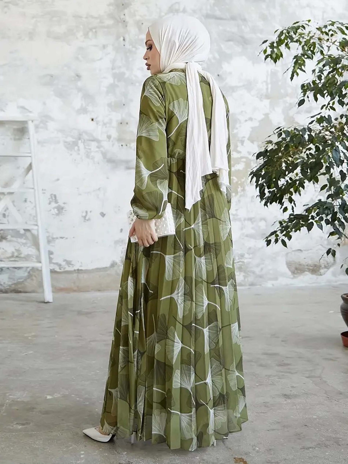 Stylish Floral Printed Georgette Modest Abaya for Women
