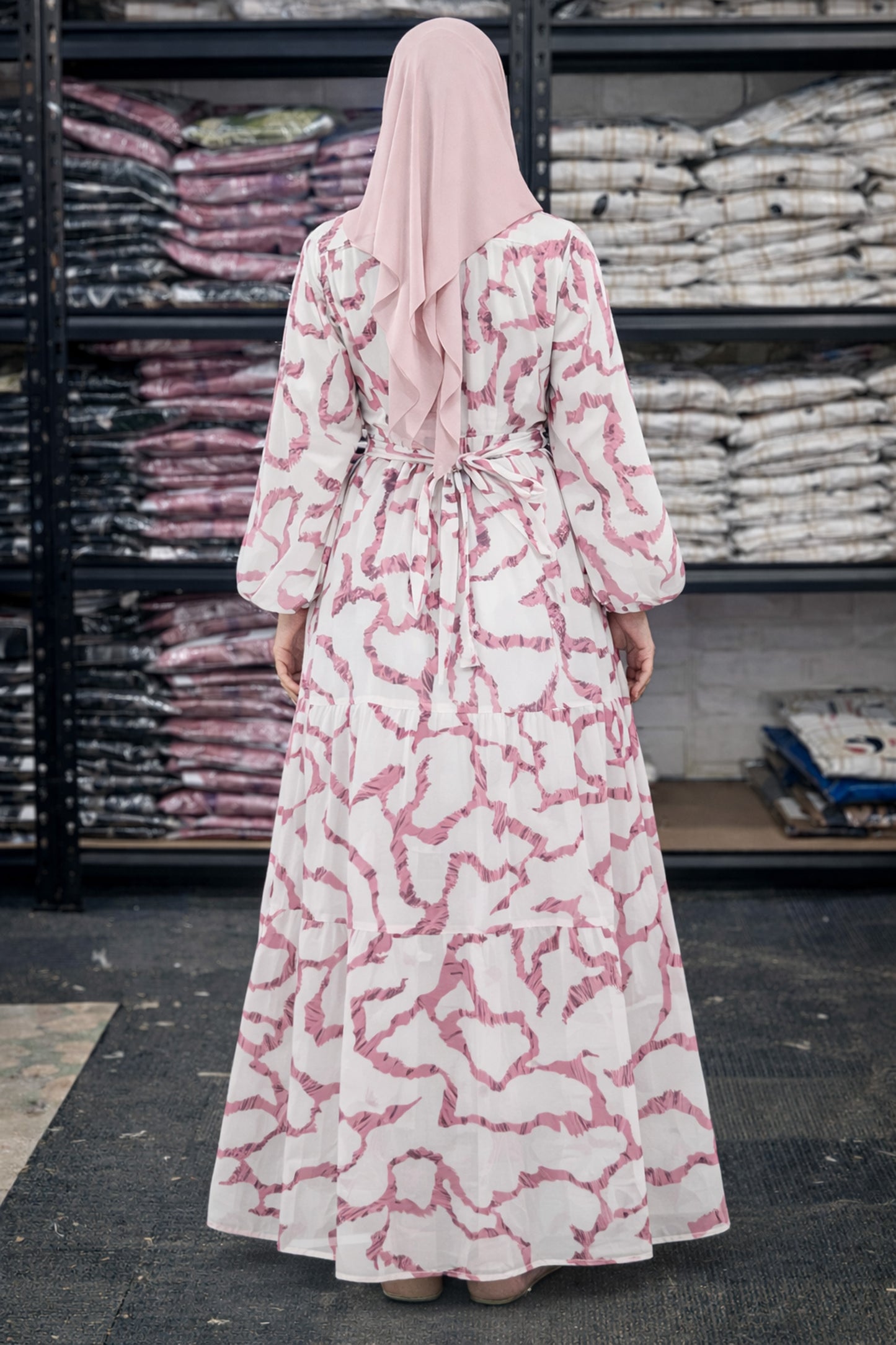 SARINKU WHITE&amp;PINK Georgette Fabric with crepe lining for no transparency Umbrella Pattern Floral Print Bishop Sleeves with Elastic Cuffs Puff Sleeve Pattern Without Belt Without Dupatta