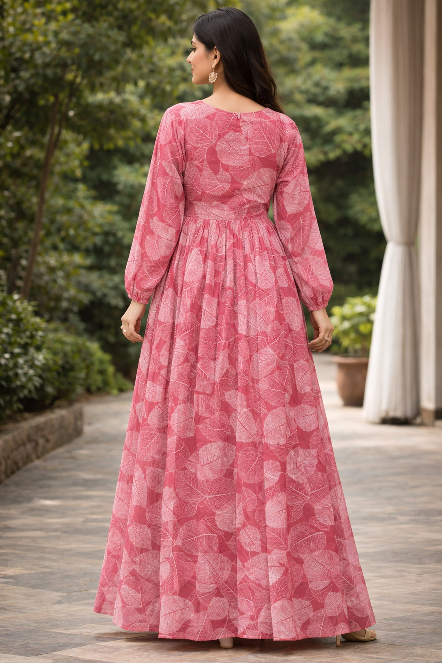 SARINKU PINK Georgette Fabric with crepe lining for no transparency Umbrella Pattern Floral Print Bishop Sleeves with Elastic Cuffs Puff Sleeve Pattern Without Belt Without Dupatta