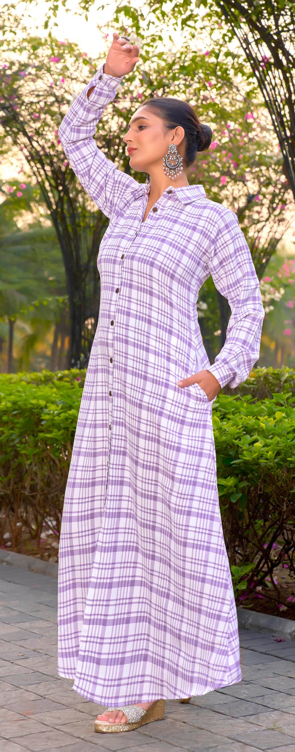 SARINKU Purple Cotton fabric no transparency Front Button Open Pattern Chex Print Shirt Style Cuffs Balloon Sleeve Pattern With Pocket Without Dupatta