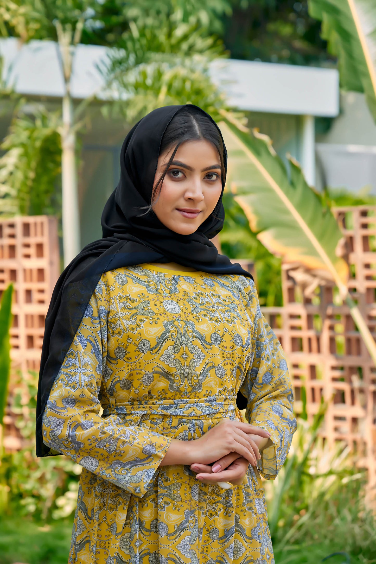 Women’s Yellow Printed Georgette A-Line Print Abaya with Waist Belt