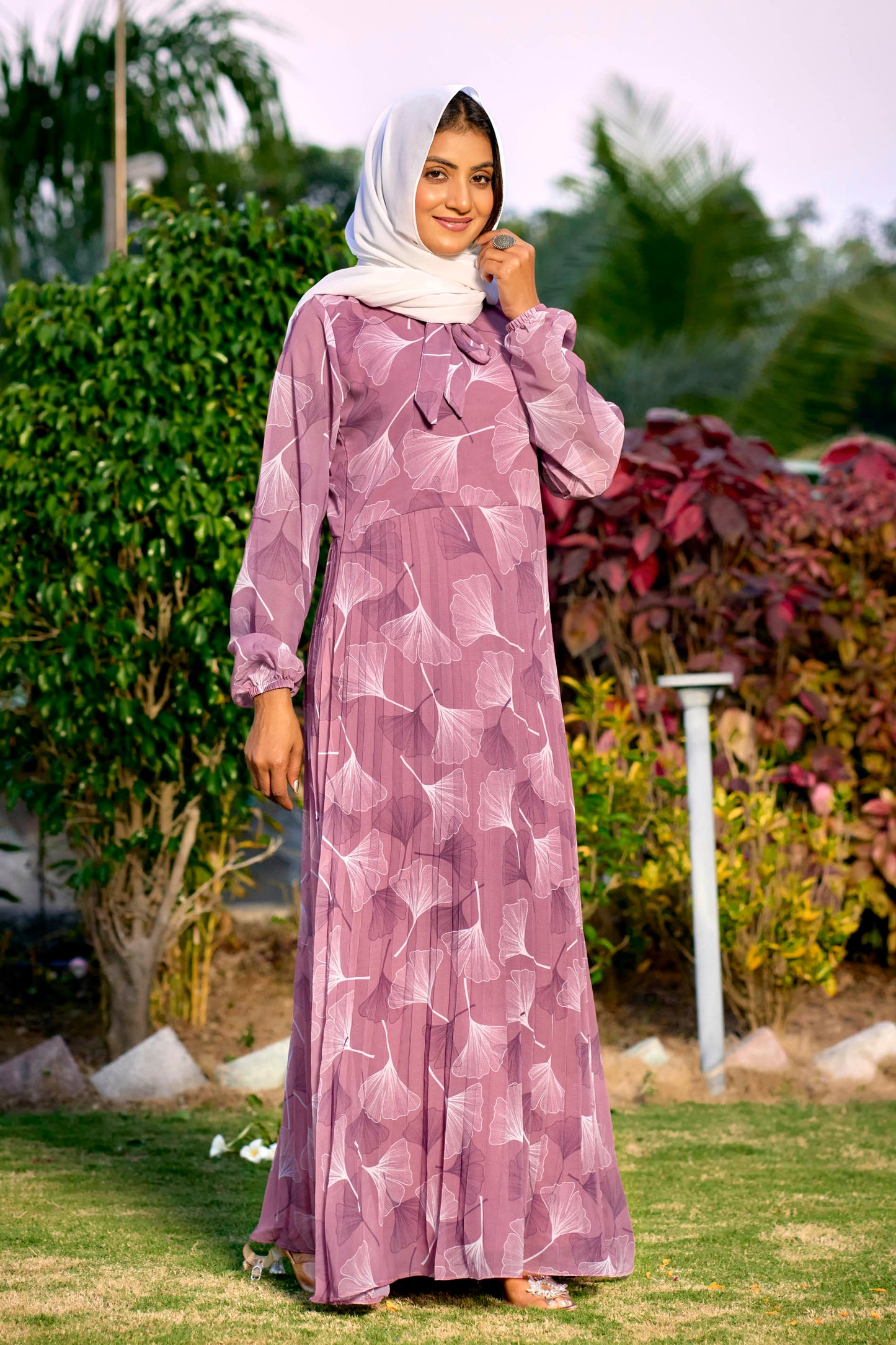 Elegant Floral Printed Georgette Full-Length Abaya